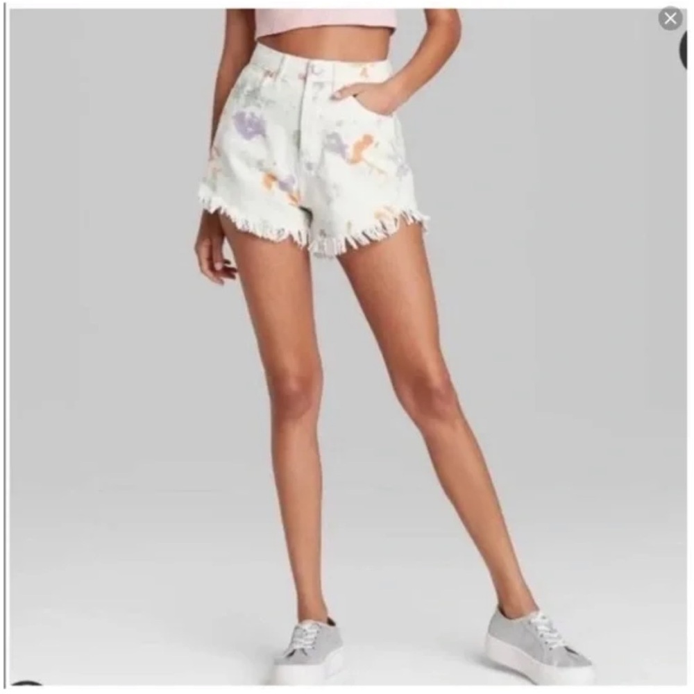 Floral High Rise Cut Off Shorts - Picture 3 of 4